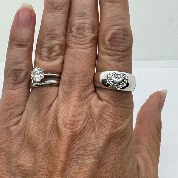 Affinity Diamond Heart Ring size 8 Sterling Silver .10 ct tw Dome Band - Picture 5 of 10
